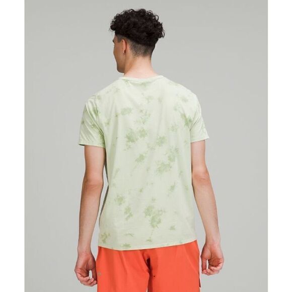 Lululemon Men’s - The Fundamental Tee in New Tide Shibori Arctic Mint - Medium - Picture 2 of 7
